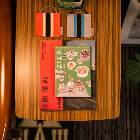 可以住canlive Tainan Exteriör bild